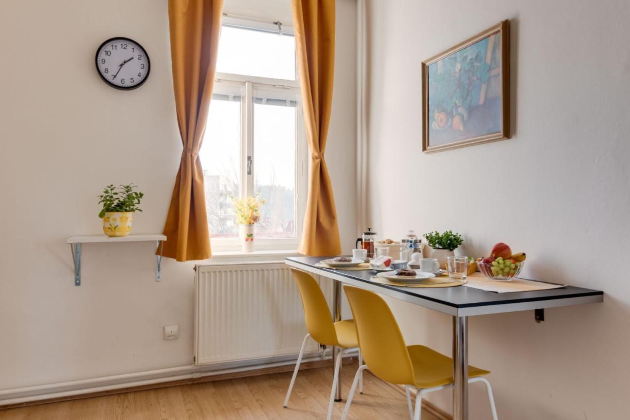 Sunshine Apartment Near The City Center Praga Exterior foto